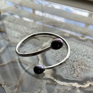 Hawaiian Pearl Bangle